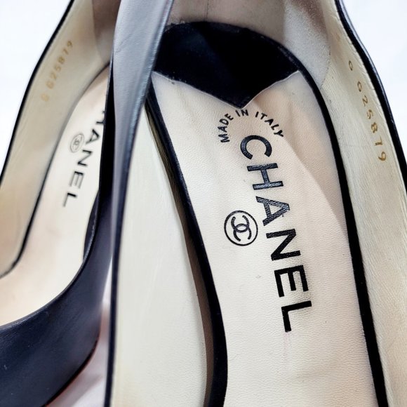 Chanel Black Leather Interlocking CC Peep Toe Pump - Picture 6 of 7